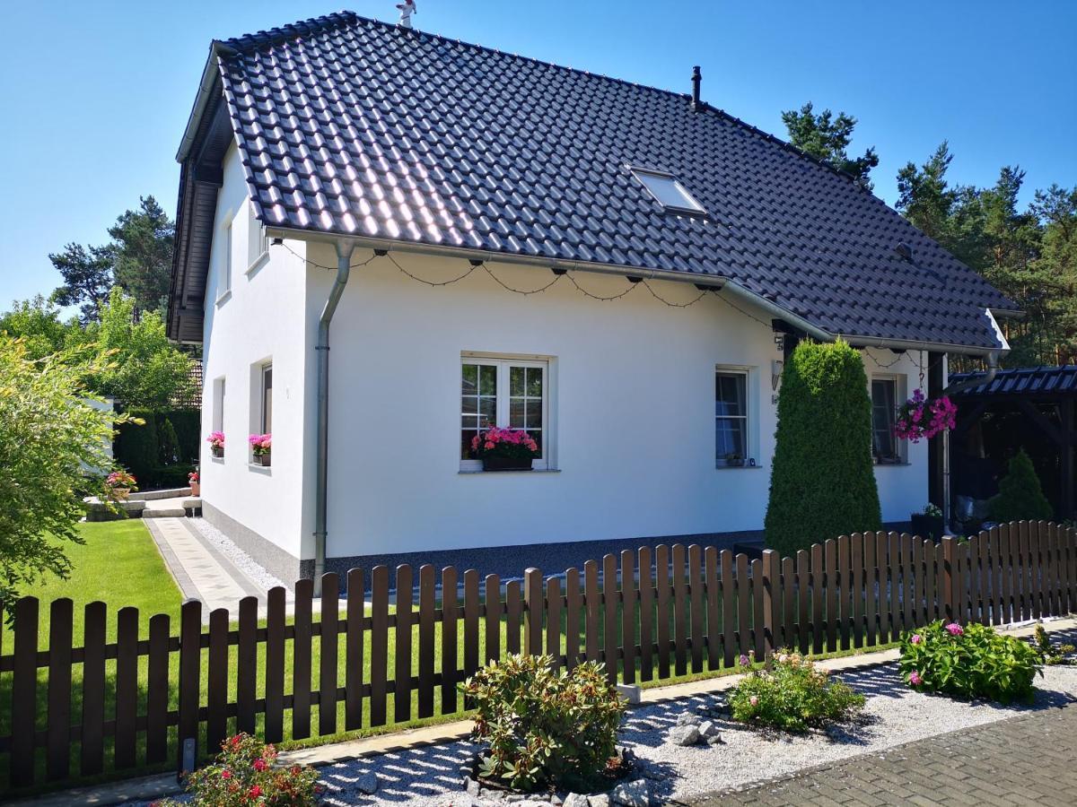 Gaestezimmer Im Bewohnten Efh Mit Pool Und Garten Ziltendorf Εξωτερικό φωτογραφία