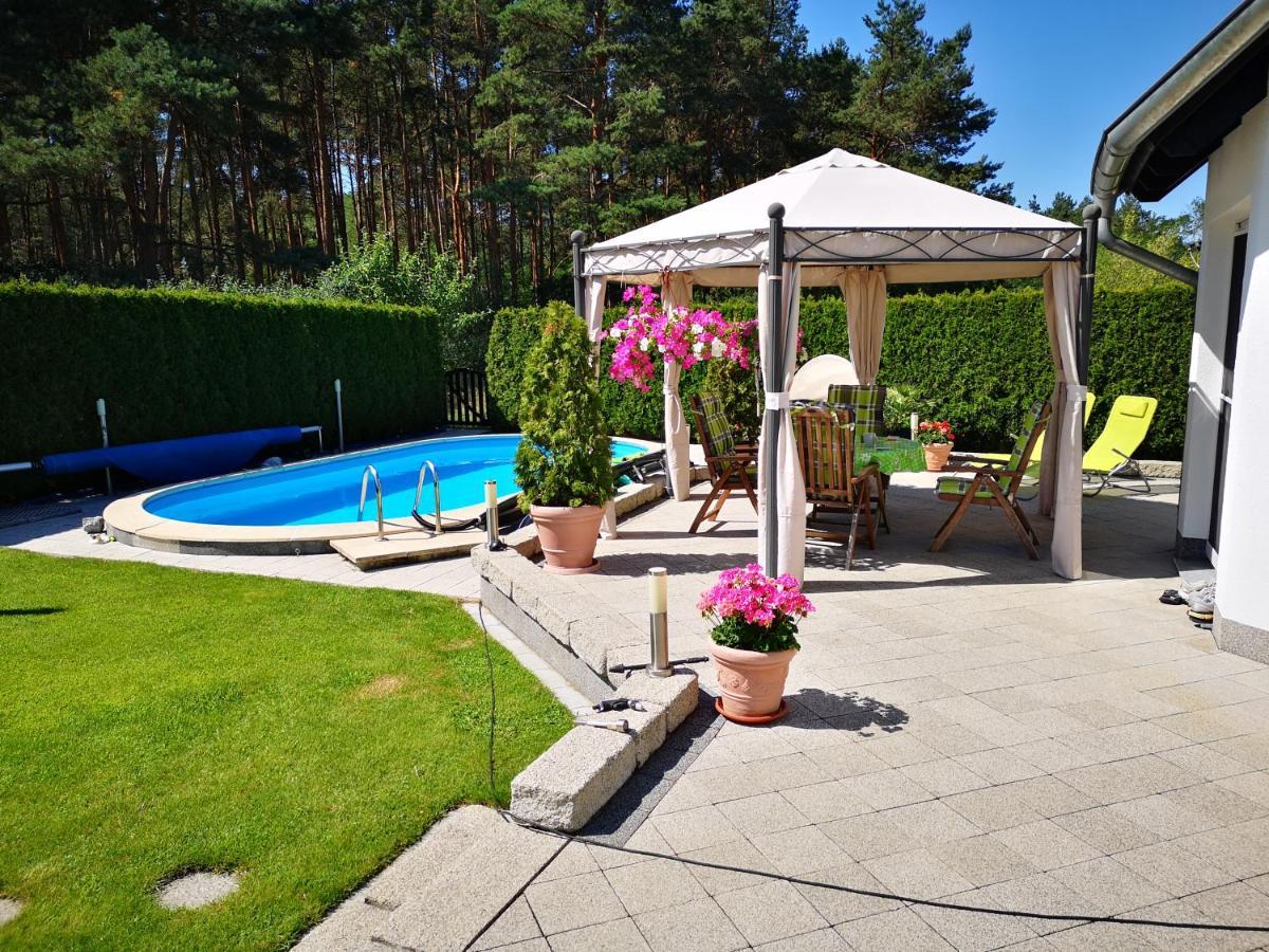 Gaestezimmer Im Bewohnten Efh Mit Pool Und Garten Ziltendorf Εξωτερικό φωτογραφία
