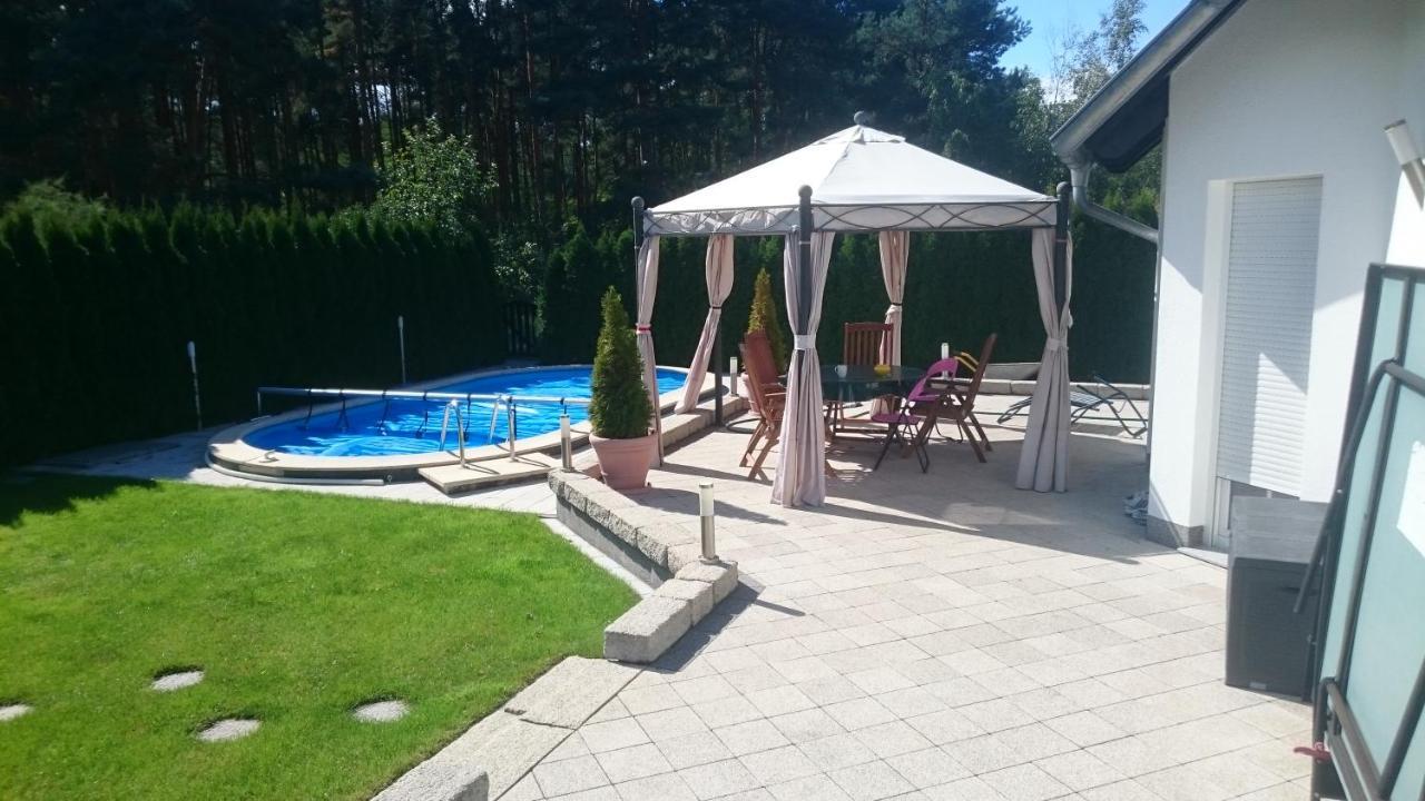 Gaestezimmer Im Bewohnten Efh Mit Pool Und Garten Ziltendorf Εξωτερικό φωτογραφία